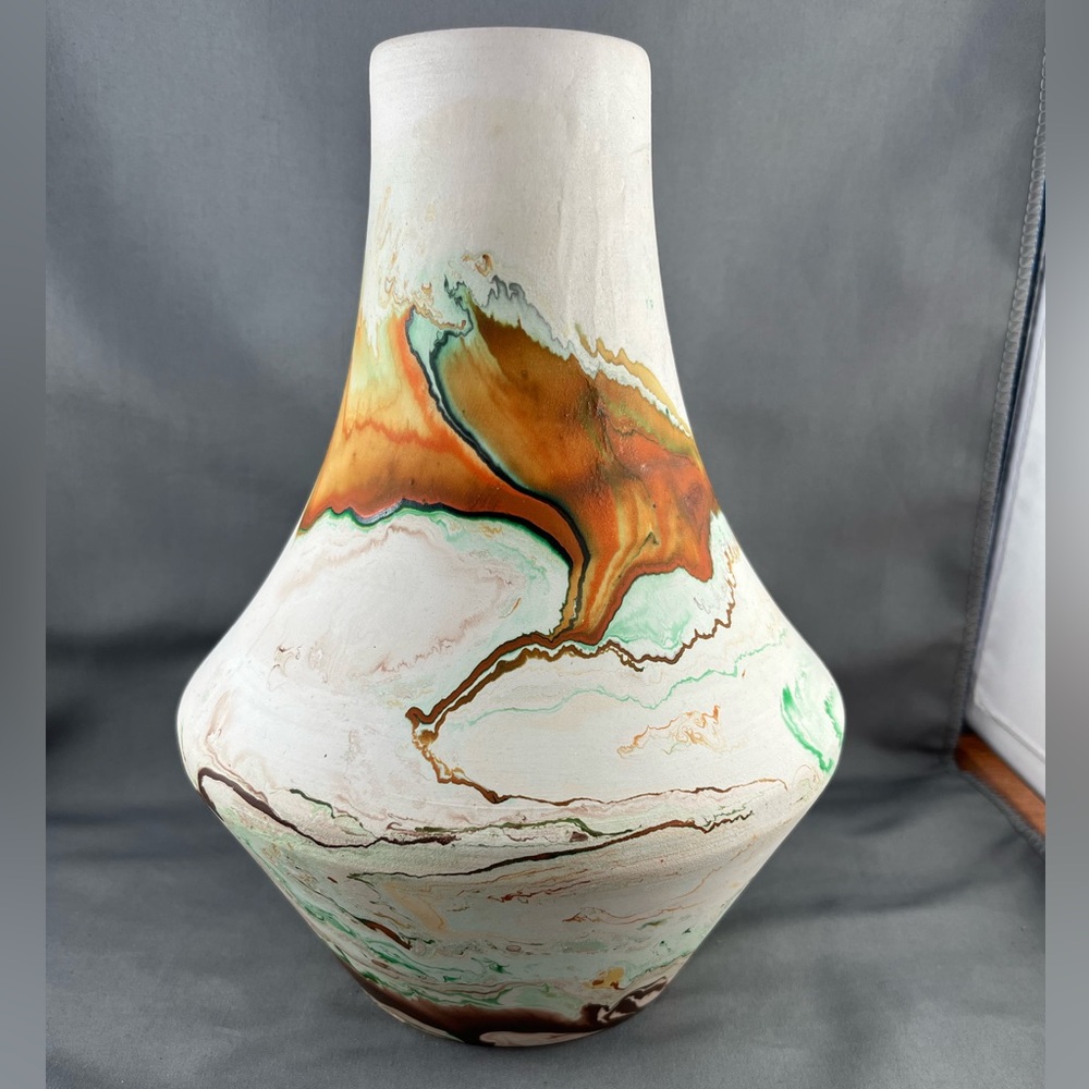 Vintage Nemadji 9” inch Pottery Case. Native Southwestern Green Orange Swirl.